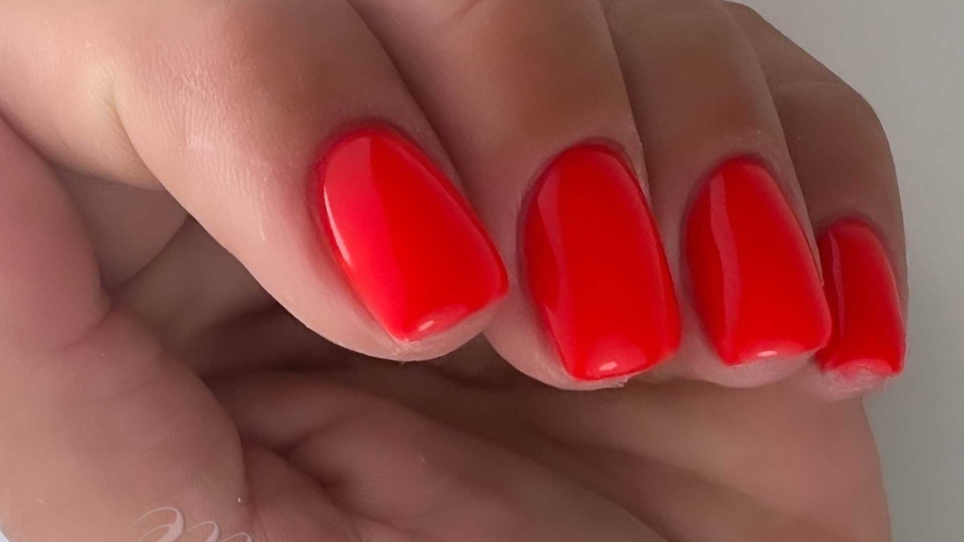Belle Perlette professionele gelnagels - schoonheidssalon Wetteren